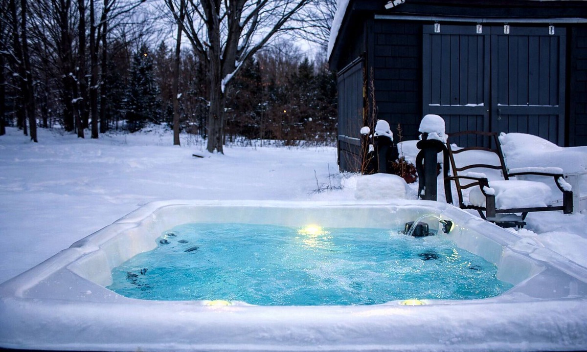South Haven House | Willow & Waves | Hot Tub | Billiard | Gym