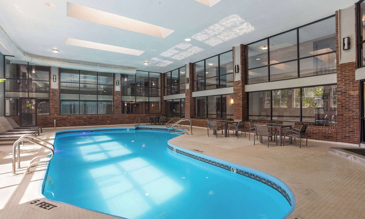 South Bend Hotel | Wingate by Wyndham South Bend/Notre Dame
