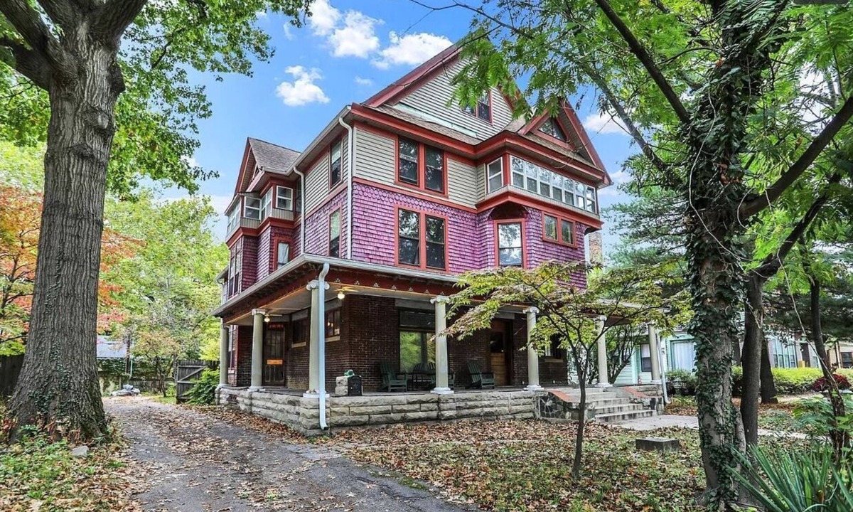 Near Eastside House | Woodruff Manor 11 Bedroom Estate - 20+ guests