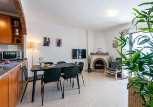 Oasis 16 in Nerja