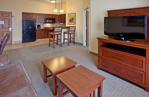 Simonton Lake Condo | 1 Bedroom | Free Wi-Fi + Breakfast, Indoor Pool
