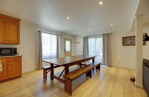 Holland House | 1 Mi to Tunnel Park: Holland Home w/Fire Pit
