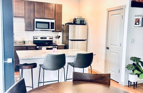 Springdale Apartment | 2-bedroom apartment in delightful Springdale with cool AC and gym access