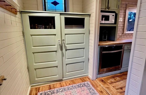 Grand Haven House | 2-bedroom house walking distance to downtown Grand Haven