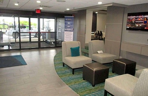 Pike Hotel | 2-Star Hotel ∙ Best Western Plus Indianapolis NW Hotel
