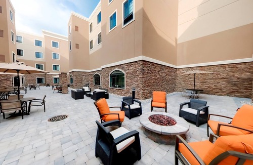 Bryant Pattengill East Apartment | 24 Hour Business Center + Fitness Center | Close to the University of Michigan