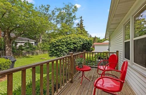 Saugatuck House | 2min walk downtown-Pet Friendly-Offstreet Parking