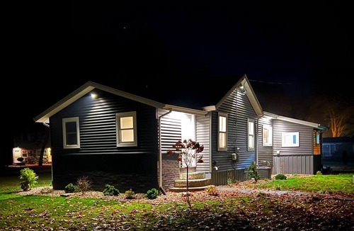 Simonton Lake House | 3- Bedroom Bungalow 20 Minutes From ND Campus