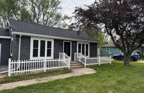 Watervliet House | 3-bedroom townhome in soothing Watervliet with AC comfort
