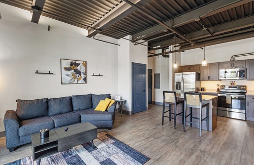 Stuart Apartment | 301 - Luxury Downtown Condo 1 bedroom