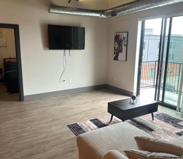 Stuart Apartment | 304 - Modern 1 Bdrm Apartment Downtown Kalamazoo