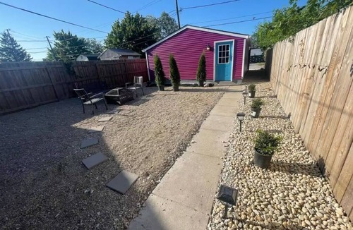 Babe Denny House | 3BR 2.5BA Short Walk to Lucas Oil Stadium