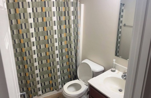 Roseland House | 4-bedroom townhome in fabulous South Bend. Long or Short Term Rentals!