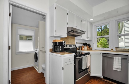 Northshore Triangle House | 4 mins to Notre Dame! Game Room, Grill, Fire Pit! Family-Sized Historic Home