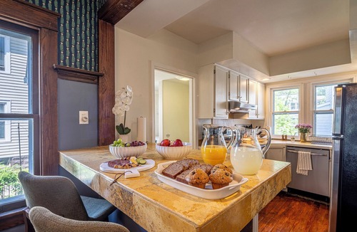 Northshore Triangle House | 4 mins to Notre Dame! Game Room, Grill, Fire Pit! Family-Sized Historic Home