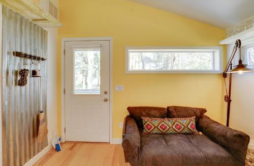 Muskegon House | 4-Season Gold Coast Cottage, 2 Mi to Winter Sports