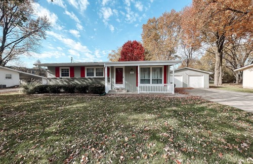 Fishers House | 4BR Downtown Fishers Oasis - Close to Everything. Pet Friendly!