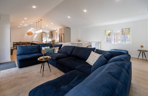 South Haven House | 5-Acre Family Retreat btwn South Haven and Saugatuck