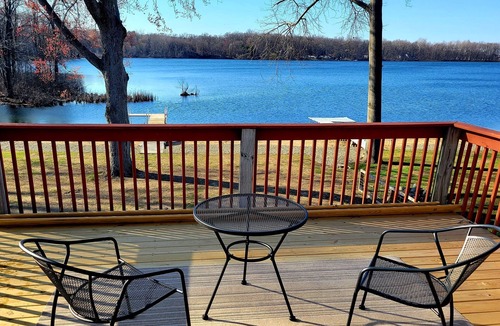 Scotts House | 5-Bedroom Pickerel Lakefront Getaway Sleeps 12 , Hot Tub Game Room Kayaks