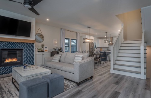 South Haven House | 6 Bdrm w/Swimming Pool, Fire Pit, Clubhouse & More
