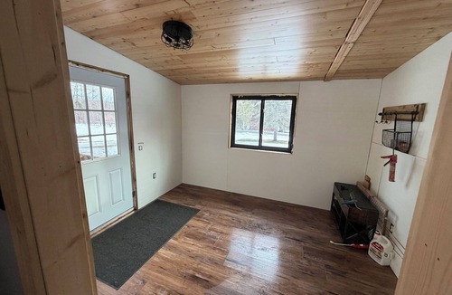Branch Cabin | Affordable Ruby Creek Cabin with Tiki bar, pool & hot tub