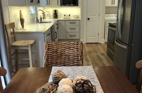 Holland Cottage | Affordable Vacation Home Close to Beaches