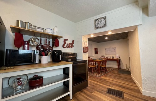 Seelyville Apartment | All-inclusive Single Level 3 Bedroom Apartment w/Full Bath, & Equipped Kitchen