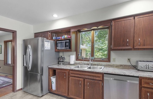 West Olive House | Aug 9-15 Available Private Mini Resort w Indoor Pool & Sauna