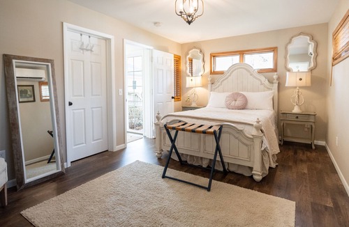 Norton Shores House | Awesome Location by Hoffmaster State Park /Lake Michigan