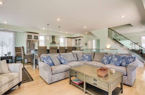 South Haven House | Beachfront Luxury Home-Lake Views, Fire Pit, Large Yard, Game Room-Walk to Town