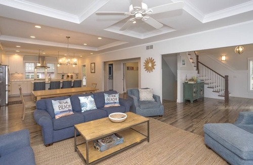 Michigan City House | Beachwalk- Great house- 7 bedrooms/hot tub/golf cart.