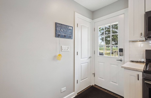 Decatur House | Beautiful Lake House with 150' sandy beach on 85 acre all sports lake