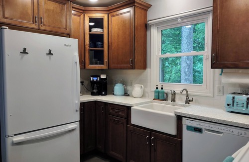 Sheridan House | Beautiful wooded property along a peaceful creek, sleeps up to 14 comfortably