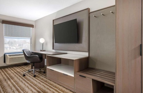 Richmond Hotel | Best Western Plus Richmond Indiana I-70