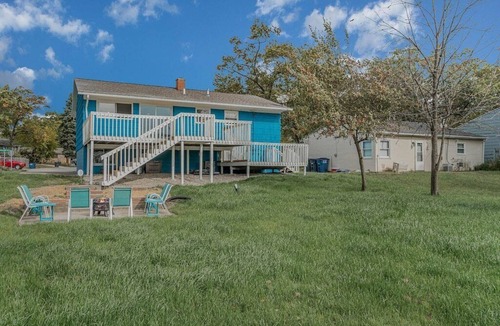 Michigan City House | Big Blue beach house with a hot tub!
