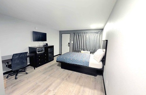 Muncie Hotel | Blisspoint Inn Muncie