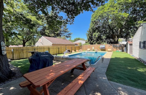 Wyoming House | Book TODAY for 1 FREE July Night! Inground Pool, Arcade/Gameroom, 10 min to GR!