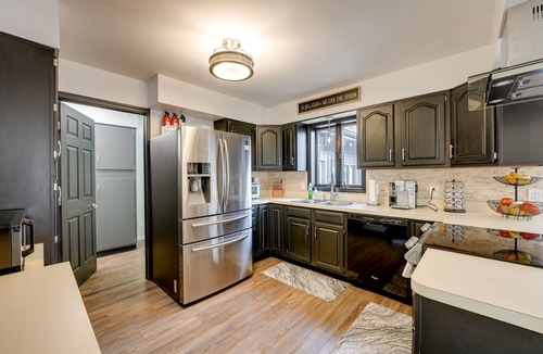Cassopolis House | Cassopolis Vacation Home - Walk to Diamond Lake!