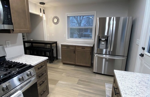 Lafayette House | Centrally located newly renovated 2 bungalow in Lafayette.