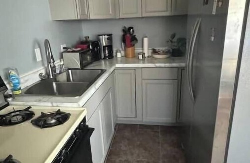 Thornton House | Charming 1-bedroom townhome with WiFi, AC in enjoyable Thornton
