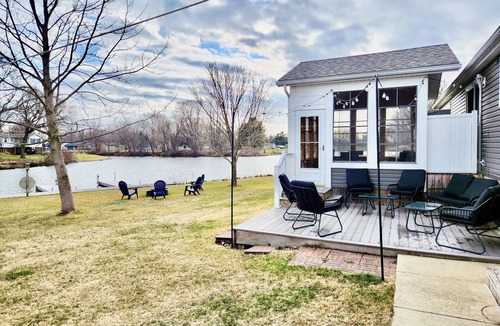 Decatur Cottage | Charming 3-bedroom cottage with WiFi, AC in tranquil Decatur
