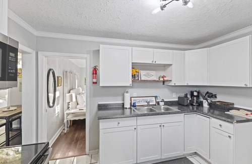 Anderson House | Charming 3BR Home in Historic Downtown Anderson
