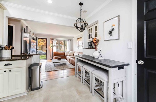 Milford House | Charming 4-bedroom home in Downtown Milford
