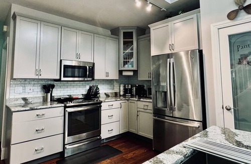 Brooklyn House | Charming and spacious 5 bedroom lake house packed with activities!