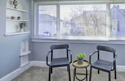 Anderson House | Charming Farmhouse < 1/2 Mile to AU Campus!