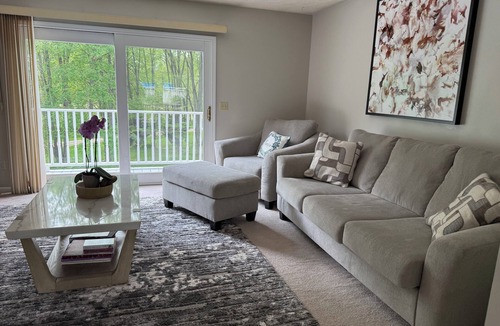 Eaton County House | Charming Home Away from Home, Olivet MI