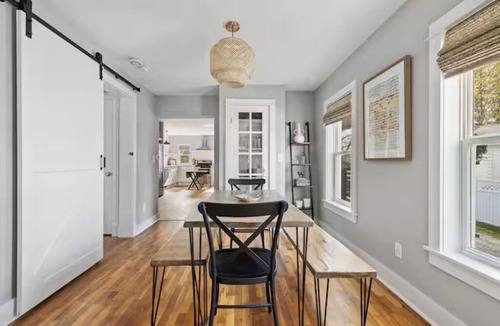 Three Oaks House | Charming Home with Hot tub & walk to town!