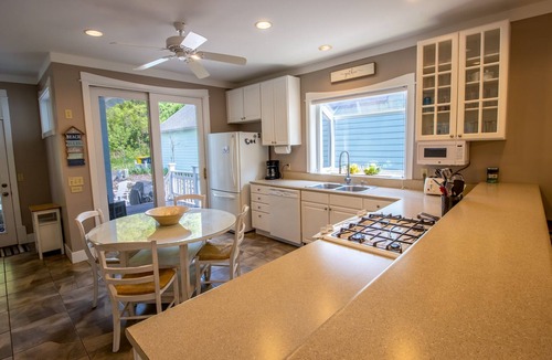 Michigan City House | Close walk to the beach, perfect for a family