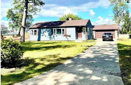Wooded Estates House | Closest house to ND! 15 min walk to Stadium
