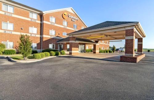 Eagle Creek Hotel | Comfort Inn Hebron-Lowell Area